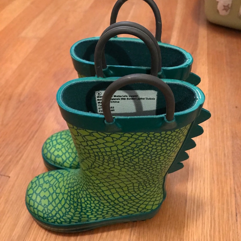 Toddler rain boots - Size 6